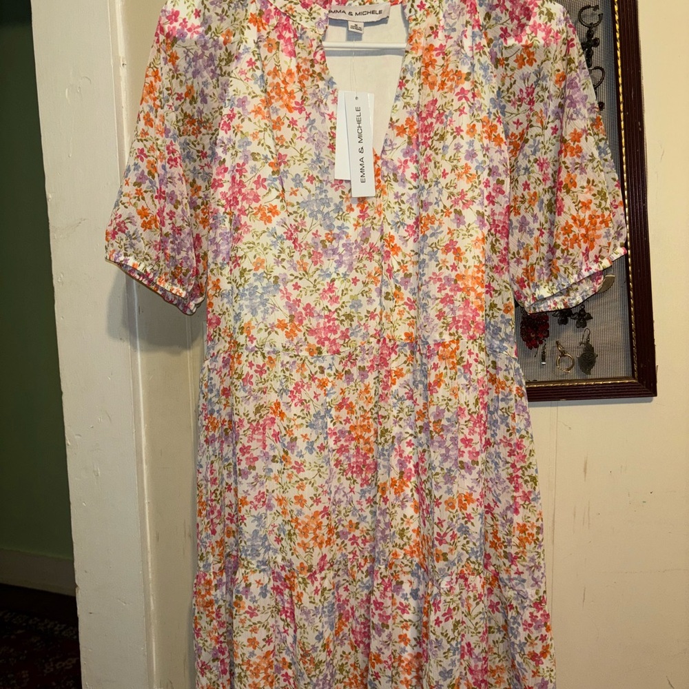 Floral Midi Dress with Short Sleeves